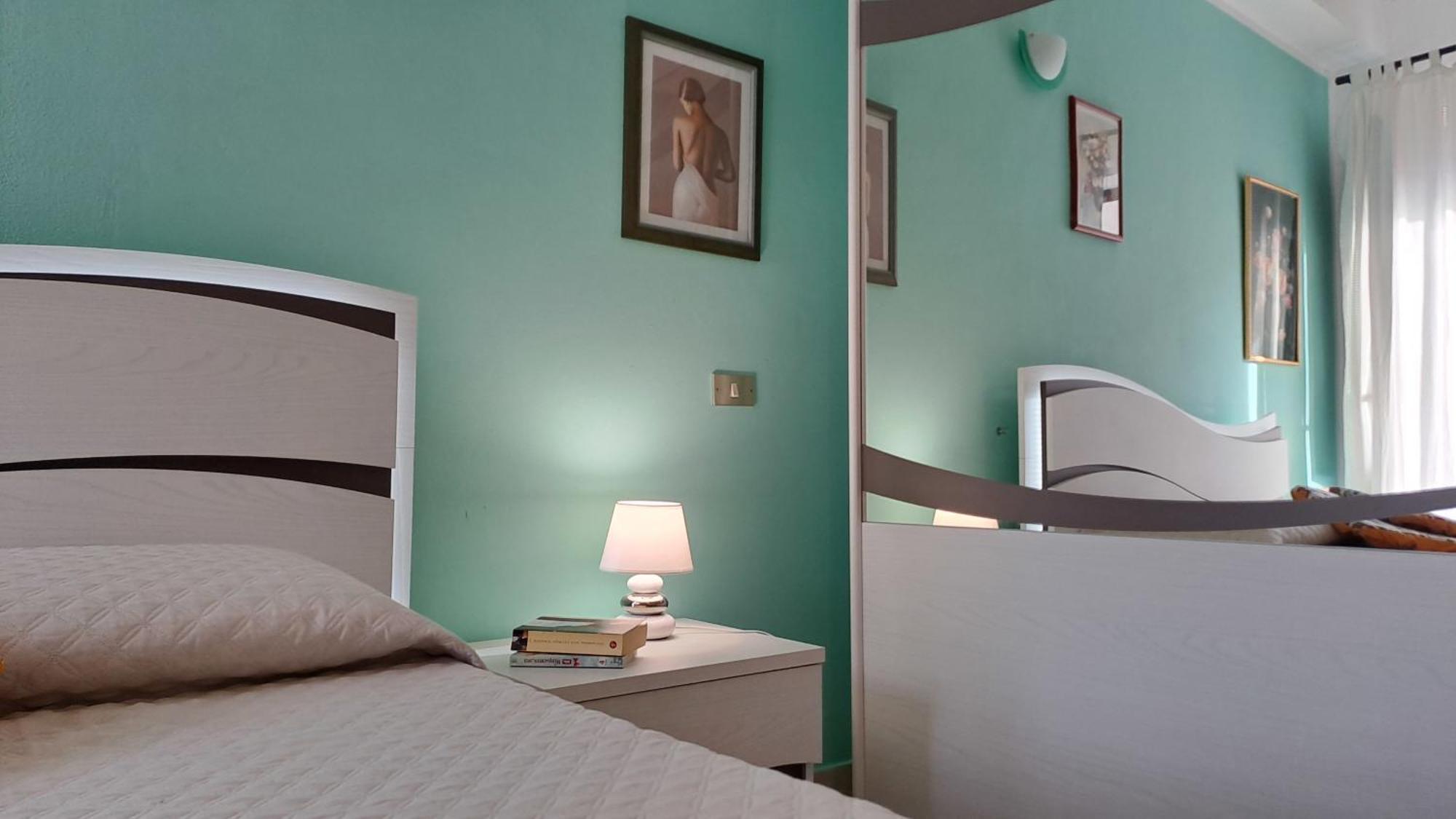 Sky Apartment By Casa In Mente Cefalu Bagian luar foto
