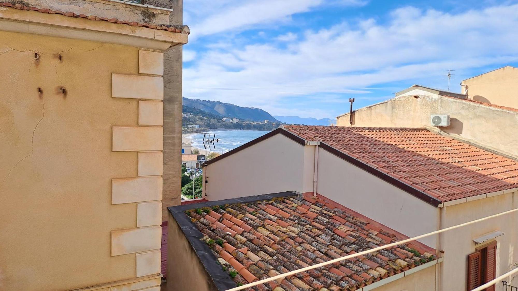 Sky Apartment By Casa In Mente Cefalu Bagian luar foto
