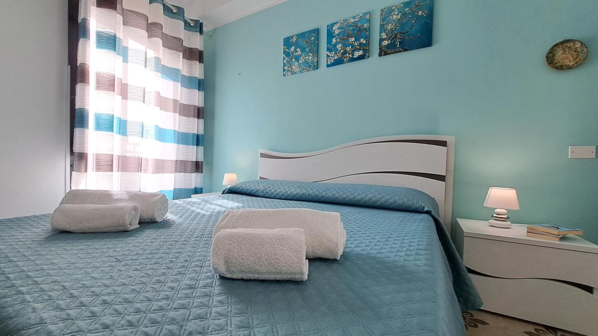 Sky Apartment By Casa In Mente Cefalu Bagian luar foto