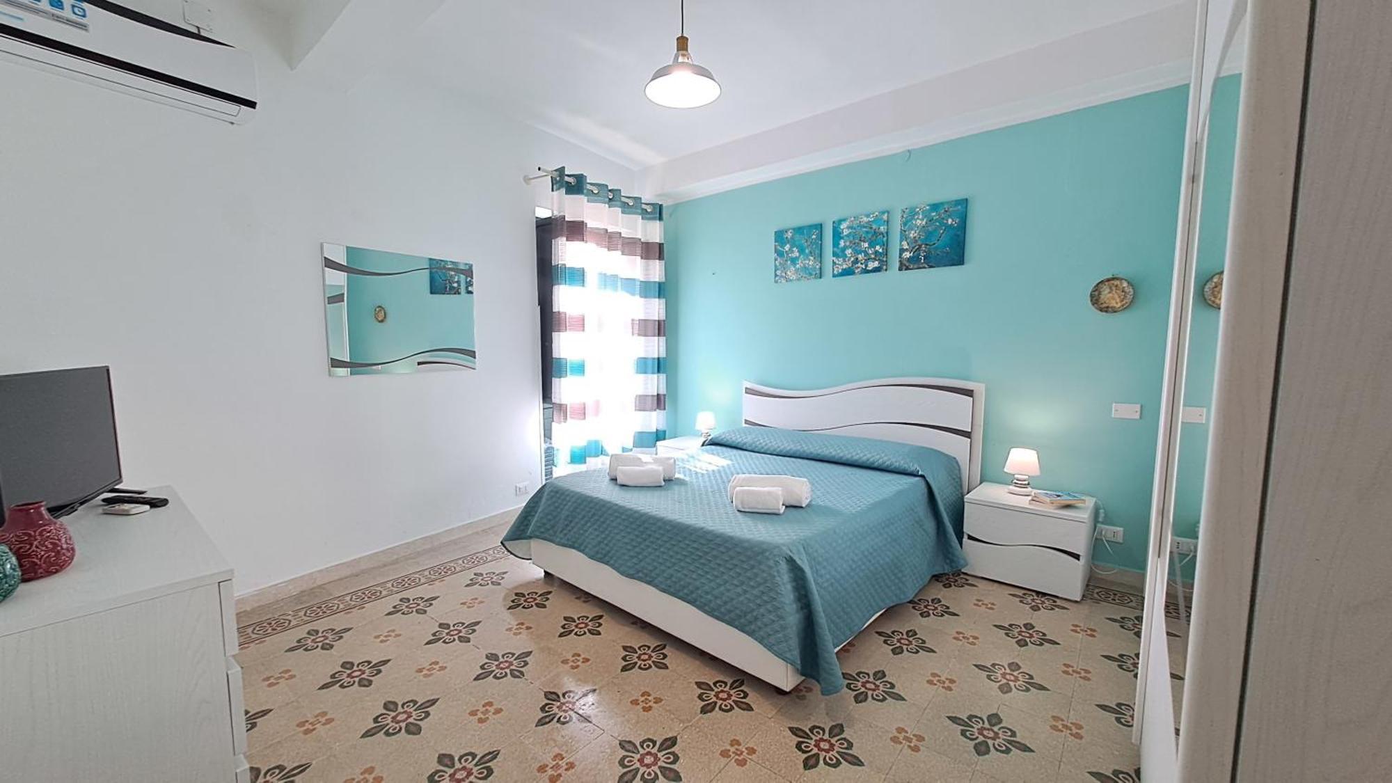 Sky Apartment By Casa In Mente Cefalu Bagian luar foto